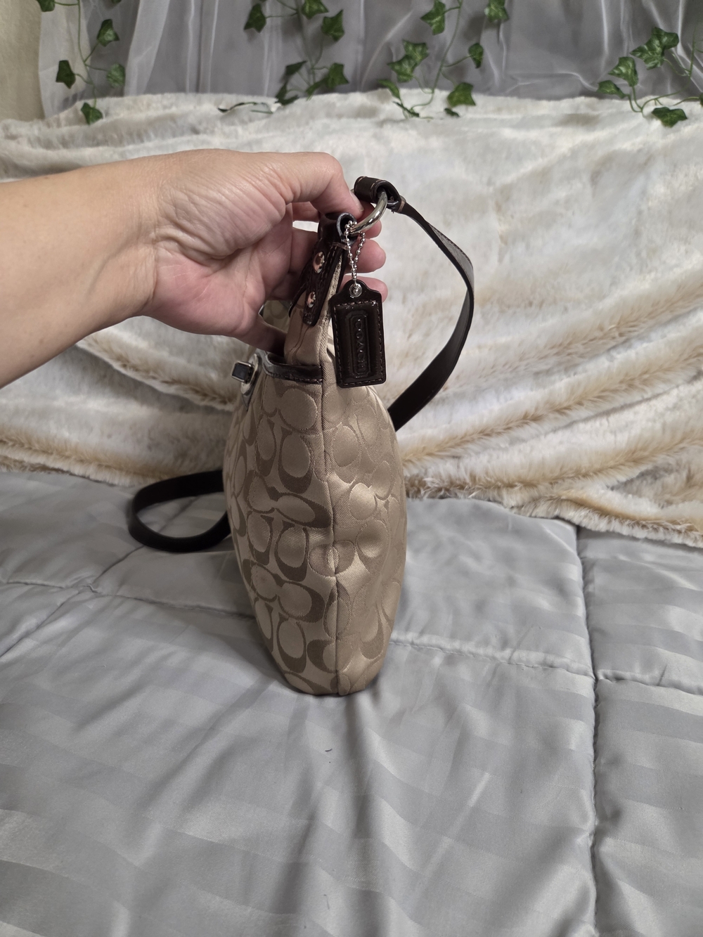 Coach Penelope Signature Hippie Crossbody Bag - Picture 4 of 15